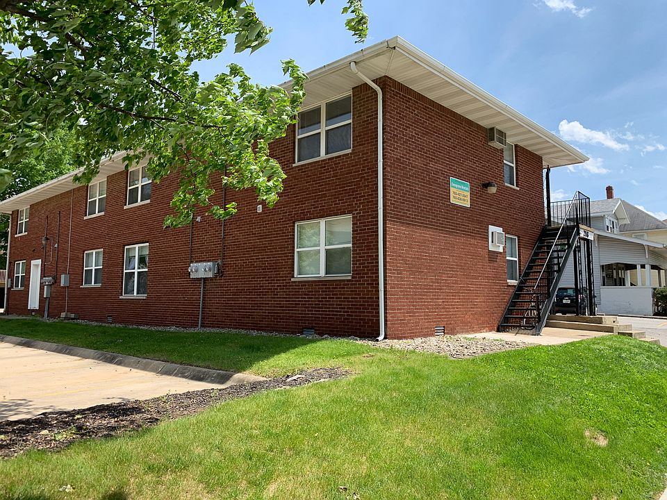 1st image of 218 S Grant St APT 2