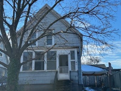 106 Charles Ave, Syracuse, NY, 13209