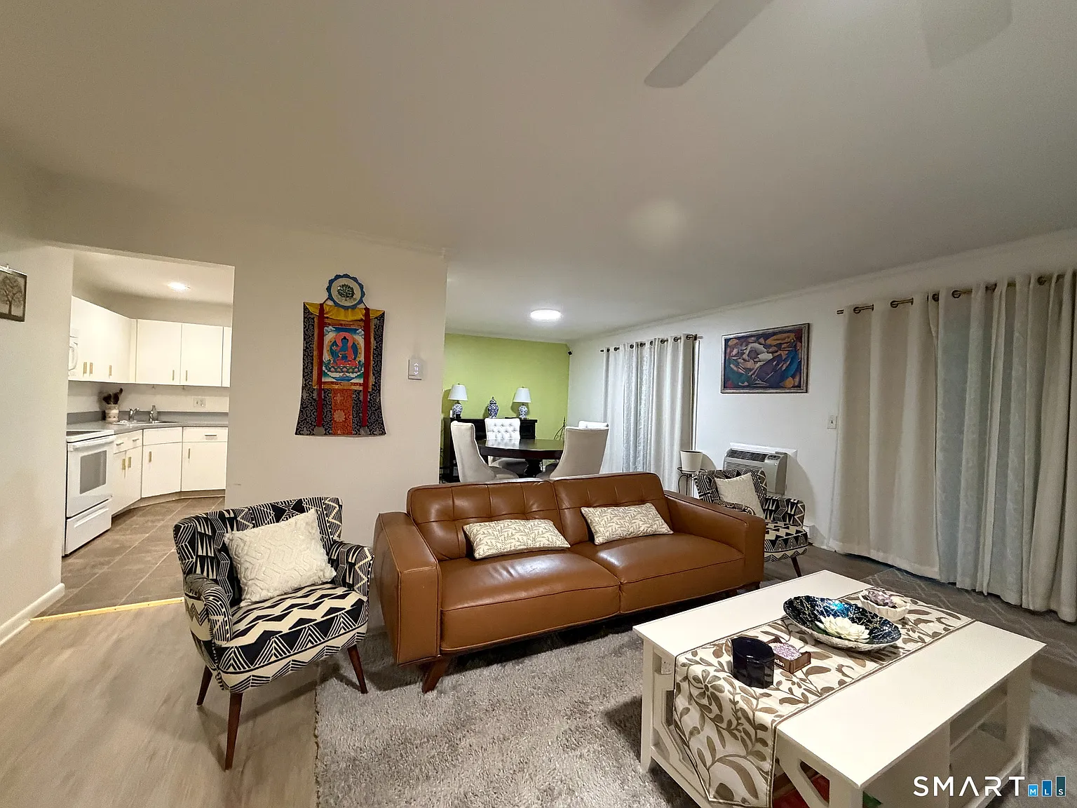 2 bed, 2.0 bath, 1196 sqft, $3,800 — Photo 4
