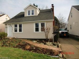 1199 Lander Rd, Mayfield Heights, OH 44124