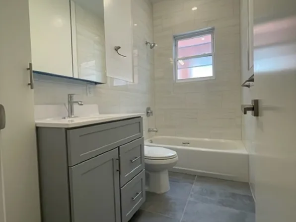 245 Newkirk Avenue image 8 of 20