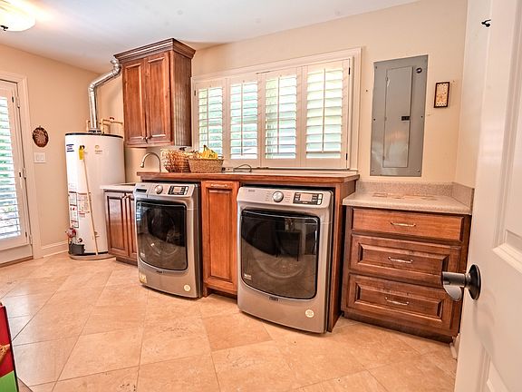 29th image of 199 Liles Ln