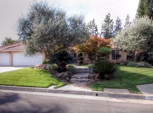 9399 N Valley Green Dr, Fresno, CA 93720
