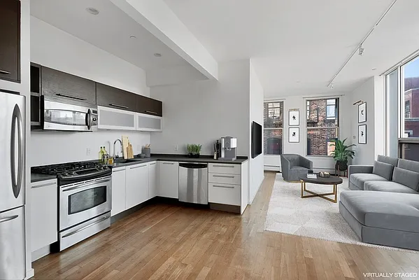 Rented by Compass | media 9