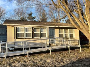 108 W Warren St, Saint Joseph, IL