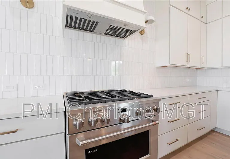 428 Dover Ave — Photo 20
