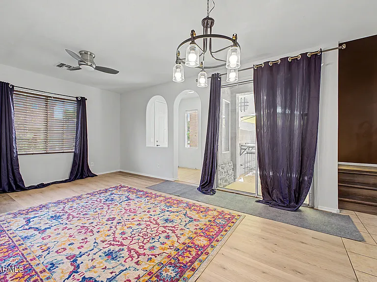 1944 N 77th Gln — Photo 5