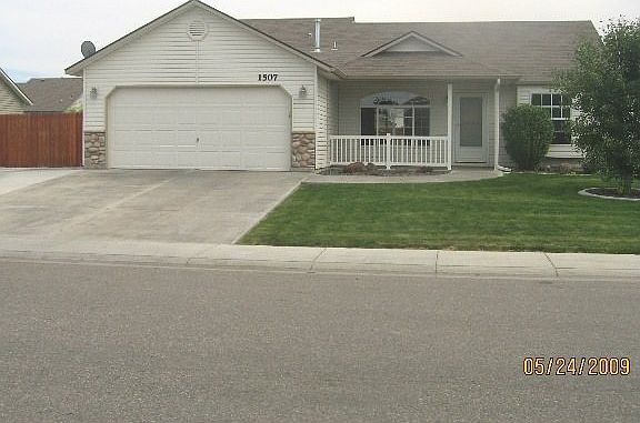 2nd image of 1507 Roston Ct