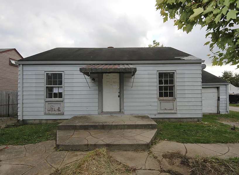 4421 Farnsworth St photo 1