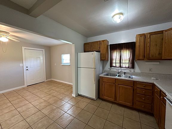 4th image of 1201 Concordia Blvd Unit B