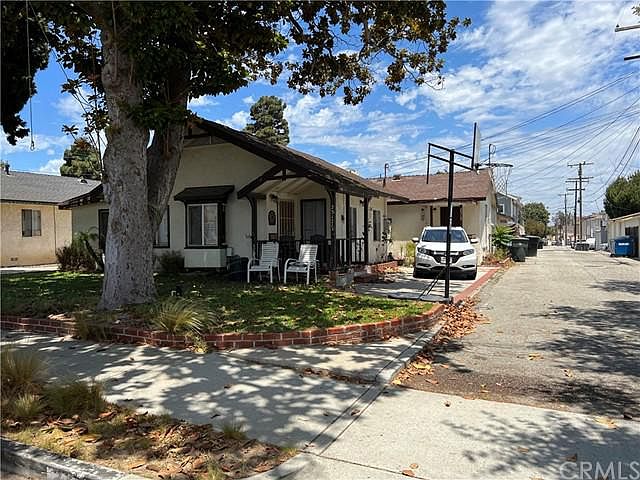 1st image of 2313 Sierra St