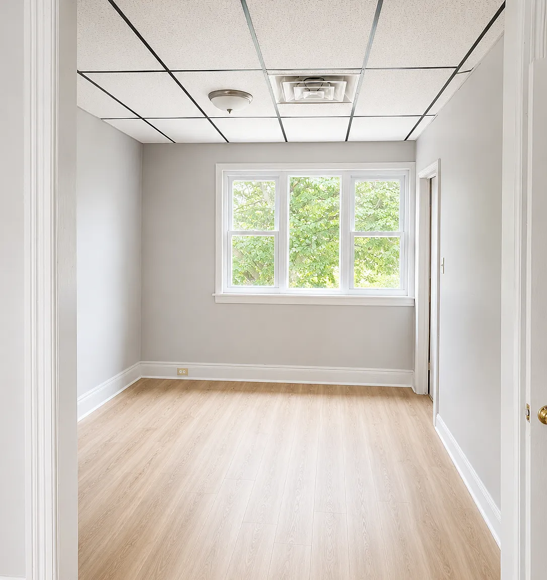 3 bed, 1000 sqft, $1,500 — Photo 2