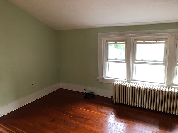 4th image of 321 West Ave #2