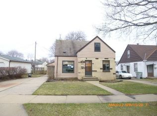 1305 E Tripoli Ave, Milwaukee, WI 53207