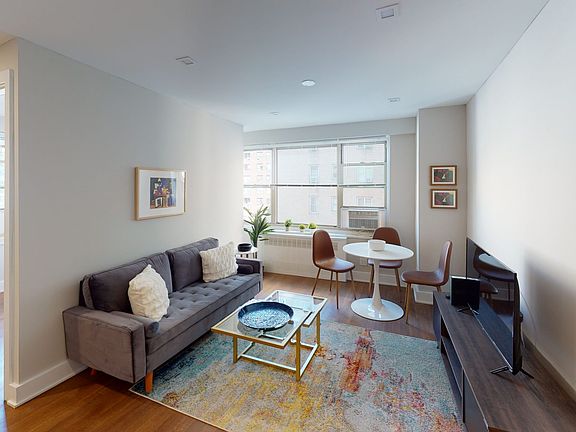 3rd image of 30 Park Ave #8R