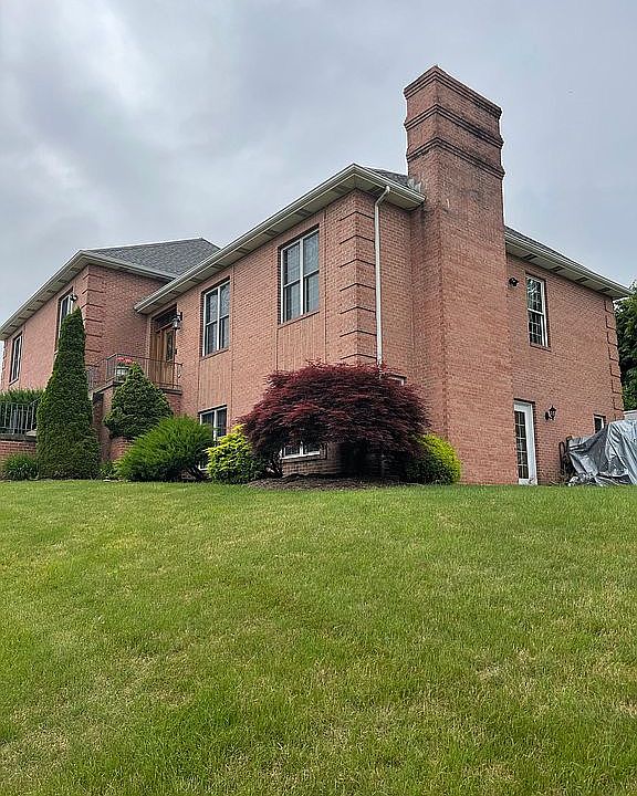 1st image of 6 Penntowne Dr
