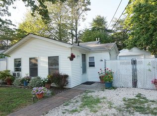 51 Central Ave, Waretown, NJ 08758