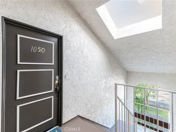 18146 American Beauty Dr Unit 1050, Santa Clarita, CA 91387