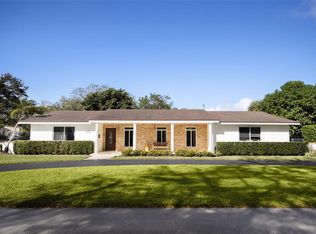 15700 SW 77th Ct, Palmetto Bay, FL 33157