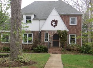 12 Fairway Dr, Asheville, NC 28805