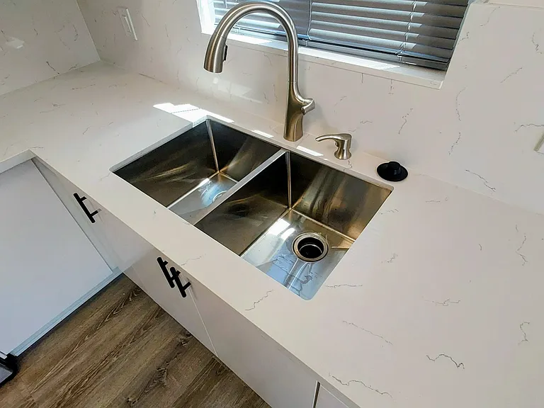 Deep under-mount sink