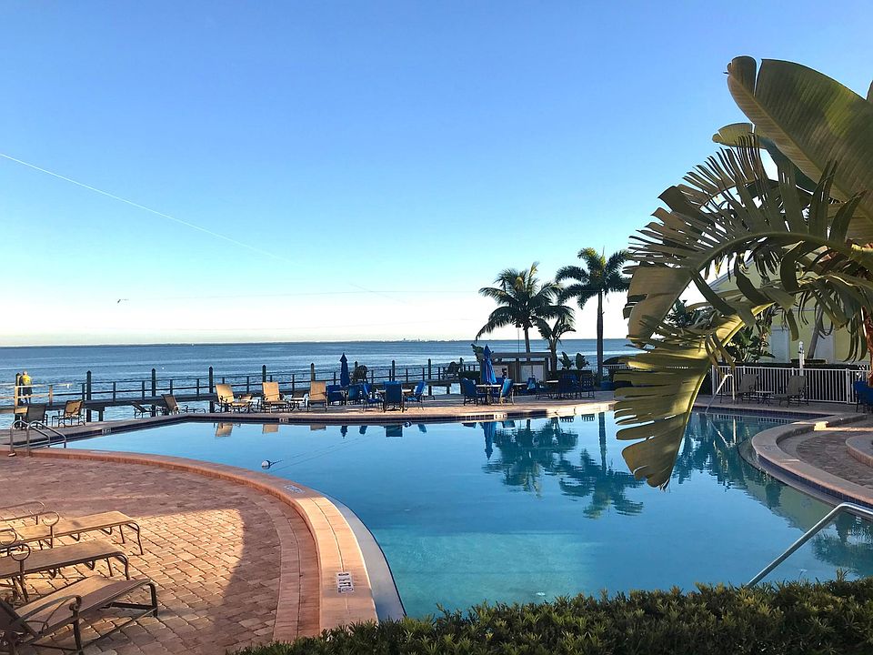 1st image of 5121 Coquina Key Dr SE APT A