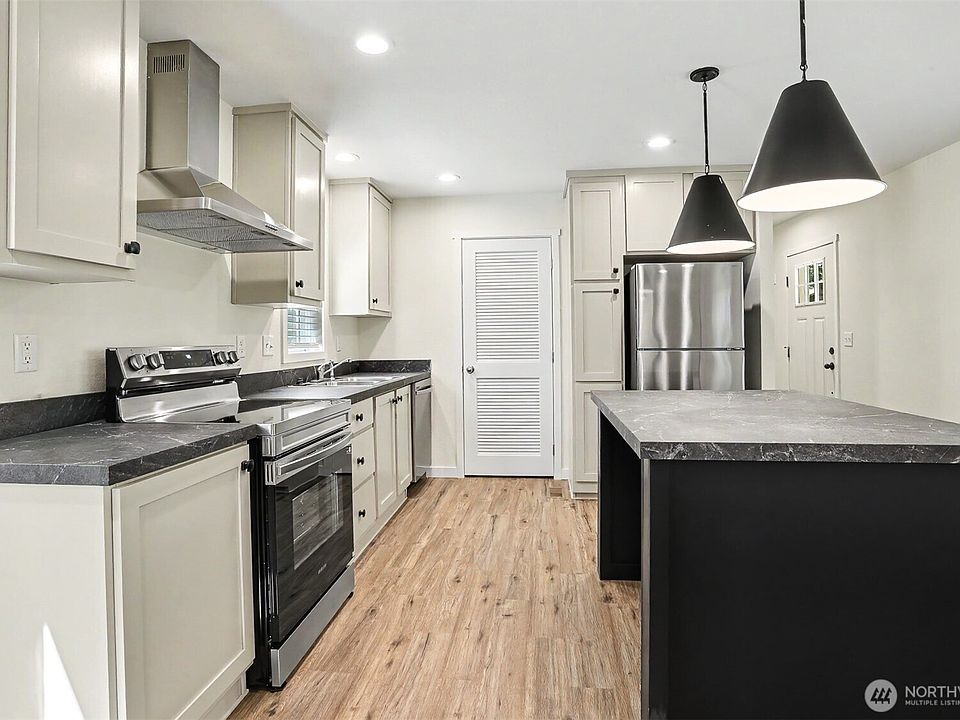 1st image of 28454 168th Avenue SE #40