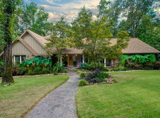 13 Saint Charles Ct, Little Rock, AR 72211