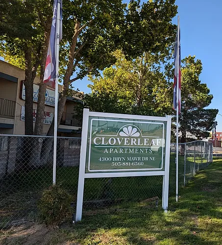 Cloverleaf Apartments Photo 1