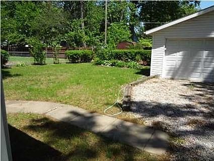 4th image of 1124 Brookside Dr