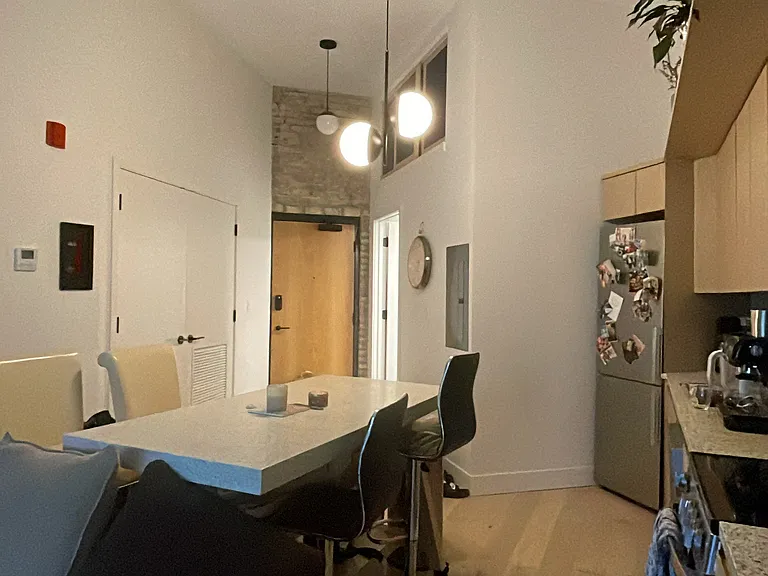 1961 N Milwaukee Ave #204 — Photo 7