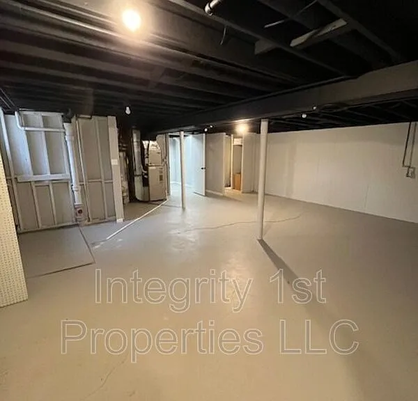 6305 N Highland Ave — Photo 14