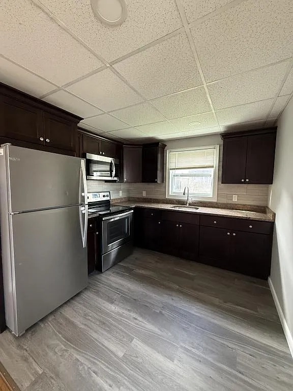 183 Lowell St — Photo 1
