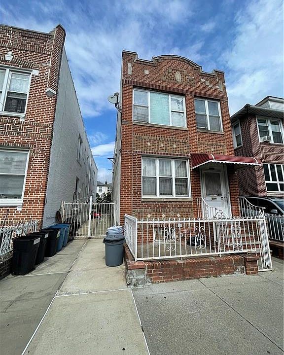 2nd image of 2025 62nd St