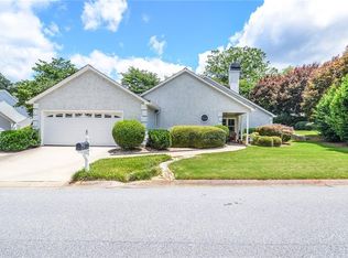 195 Ashleigh Ter, Marietta, GA 30062