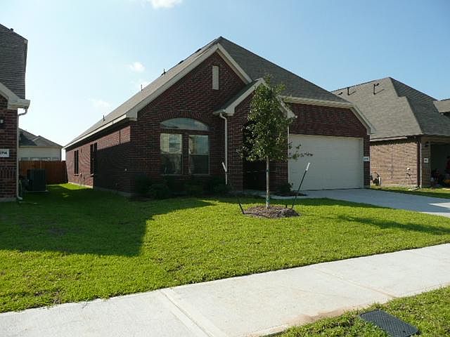 1st image of 25710 Westbourne Dr