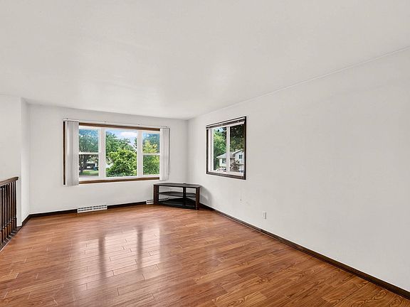 3rd image of 3907 Patrick Henry Way #3907