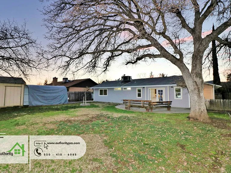 1947 Mary Lake Dr — Photo 22