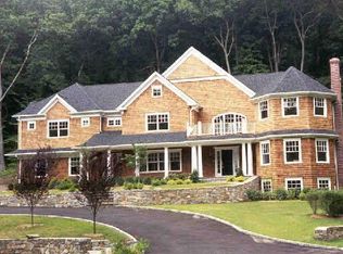 112 Goodhill Rd, Weston, CT 06883