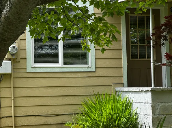 171 SW Birch Ave, Warrenton, OR 97146