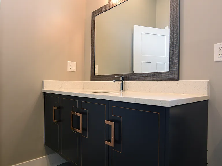 817 Considine Ave — Photo 31