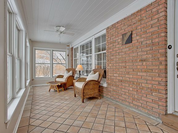 ~Amazing 3 Season Porch~