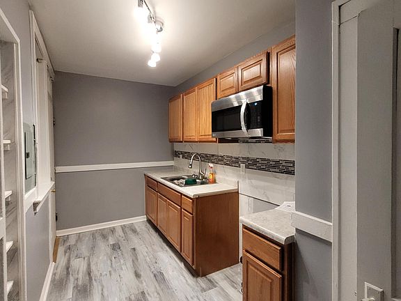 3rd image of 4053 S Grand Blvd Unit 6