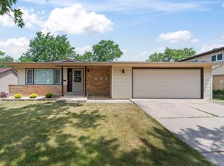 4838 Imperial Dr, Chicago, IL 60471