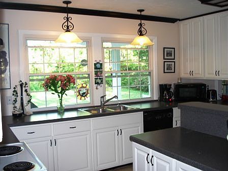 3rd image of 1125 Seminole Dr
