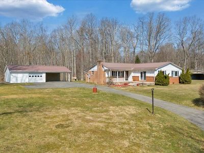 212 W West Ln, Crawley, WV, 24931