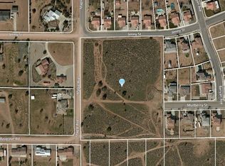 11959 Mariposa Rd, Hesperia, CA 92345