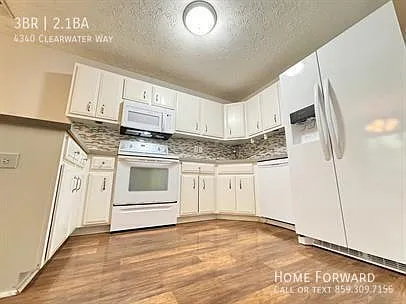 4340 Clearwater Way — Photo 5