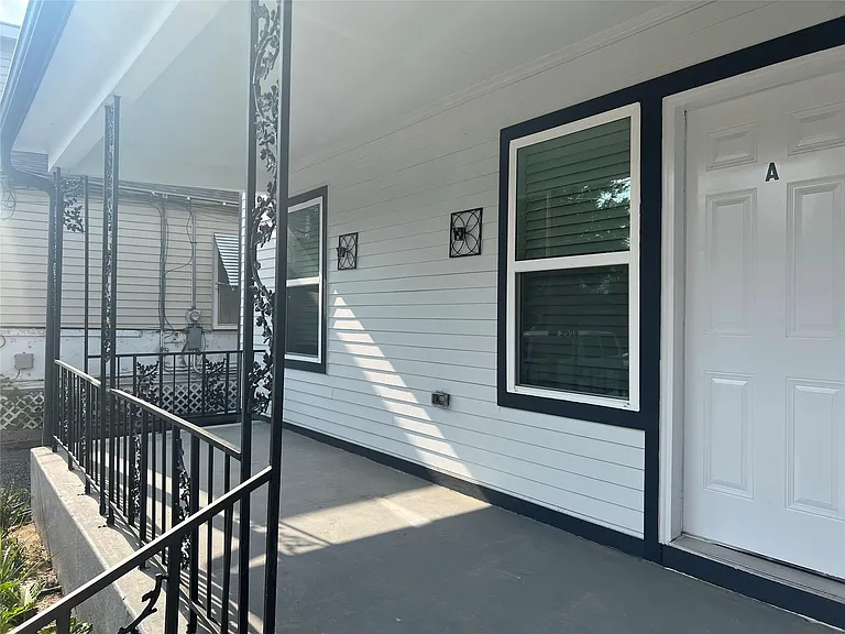 220 Redan St #A — Photo 4