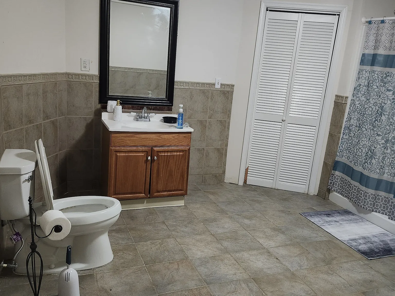 11051 Birchtree Ln — Photo 2